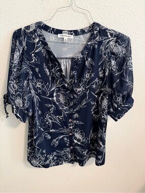 Perceptions Navy and White Floral Ruffle-Front Blouse